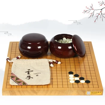 Benzersiz Set Satranç Oyunları Ahşap Temalı Gomoku Weiqi Parça Satranç Oyunları Strateji Katlanır Tahta Schaakbord Eğlence Ünitesi