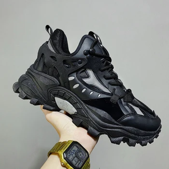 Beyaz Baba Ayakkabı erkek Sonbahar Kore Tarzı Kalın Alt Heightening Yuvarlak Ayak Koşu Yürüyüş Sneakers Zapatos Casuales De Hombre