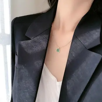 Kore Dalga Yeni Stil SUGA Aynı Yeşil Kare Kolye Doğal Taş Titanyum Çelik Kolye INS moda takı